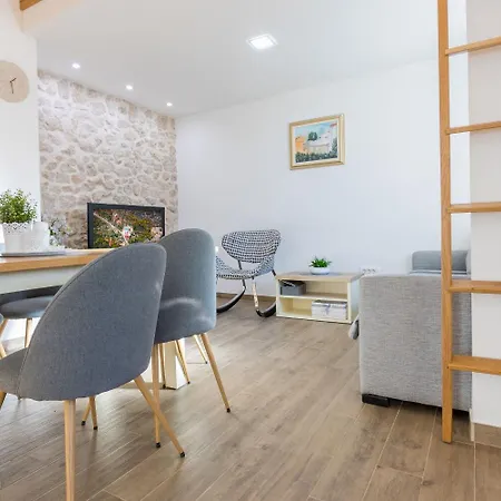House Stipe Vodenjak
